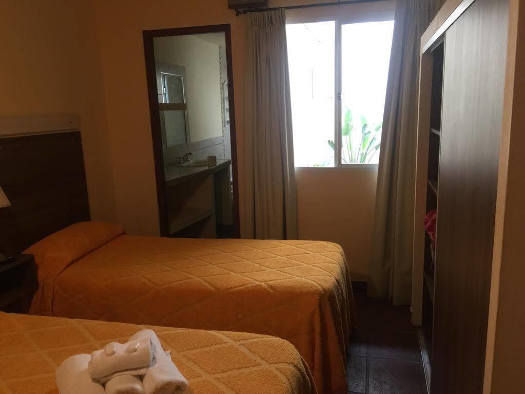 Hotel Iconico Jujuy Centro Desayuno Incluido 圣萨尔瓦多德朱 外观 照片